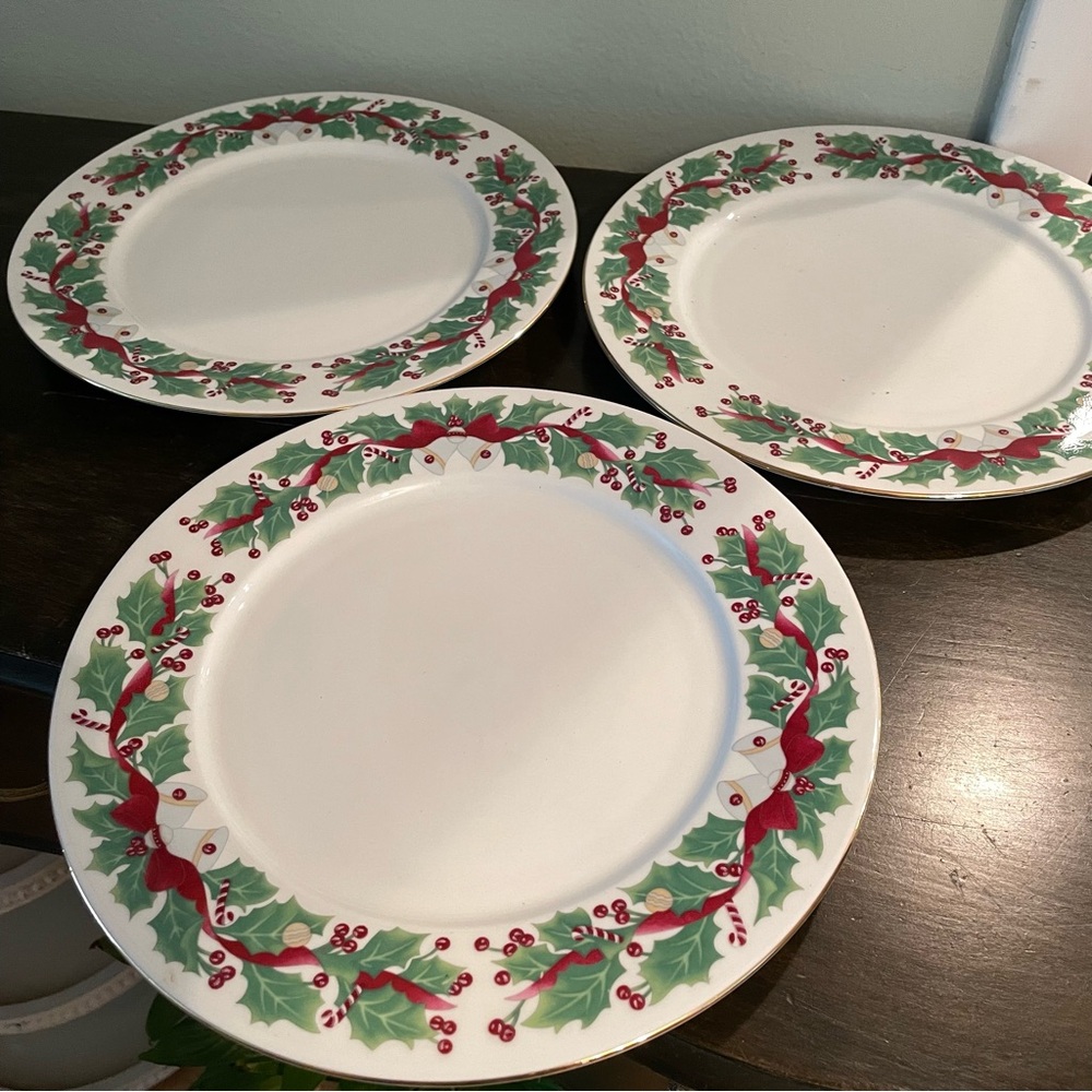 Lot of 3 Sango Christmas Holly #8415 Dinner Plates Holiday Dining Dishes China